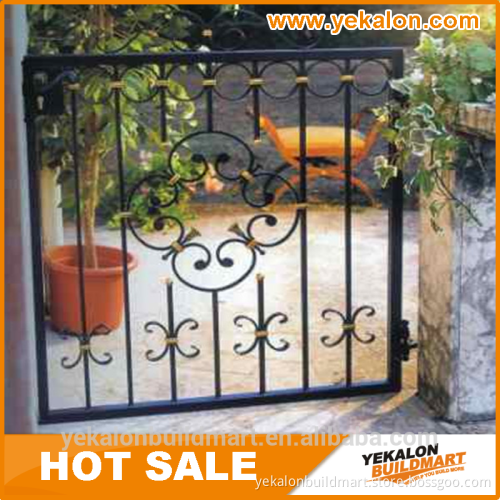 Cheap 2015 latest designs wrought iron fence for garden